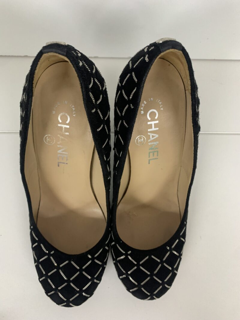 Heel shoes CHANEL GOLD CHAIN