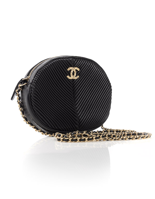 CHANEL OVAL PLEATED CAMERA BAG