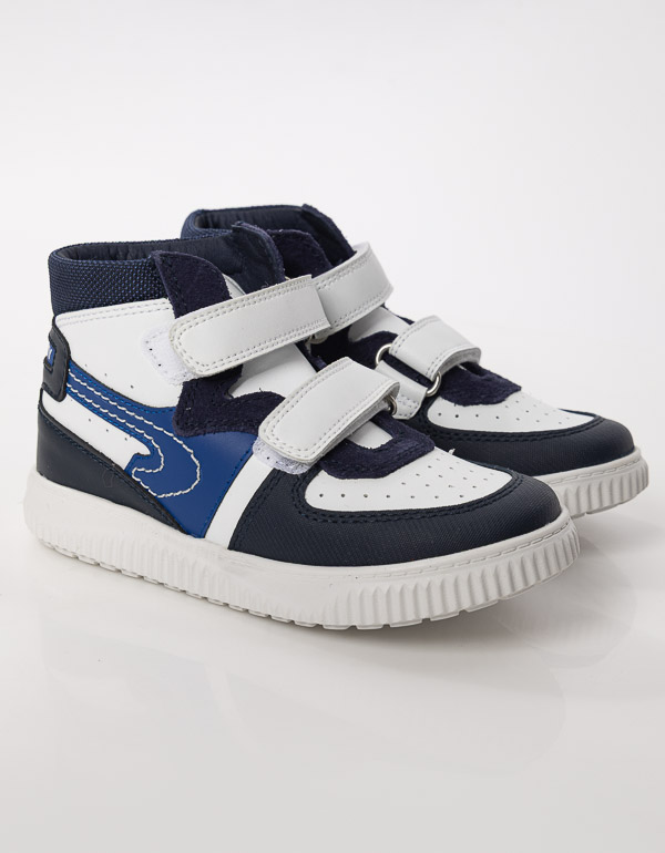HIGH-TOP SNEAKERS